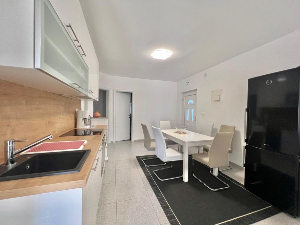 Apartmani Ana Dramalj Luaran gambar