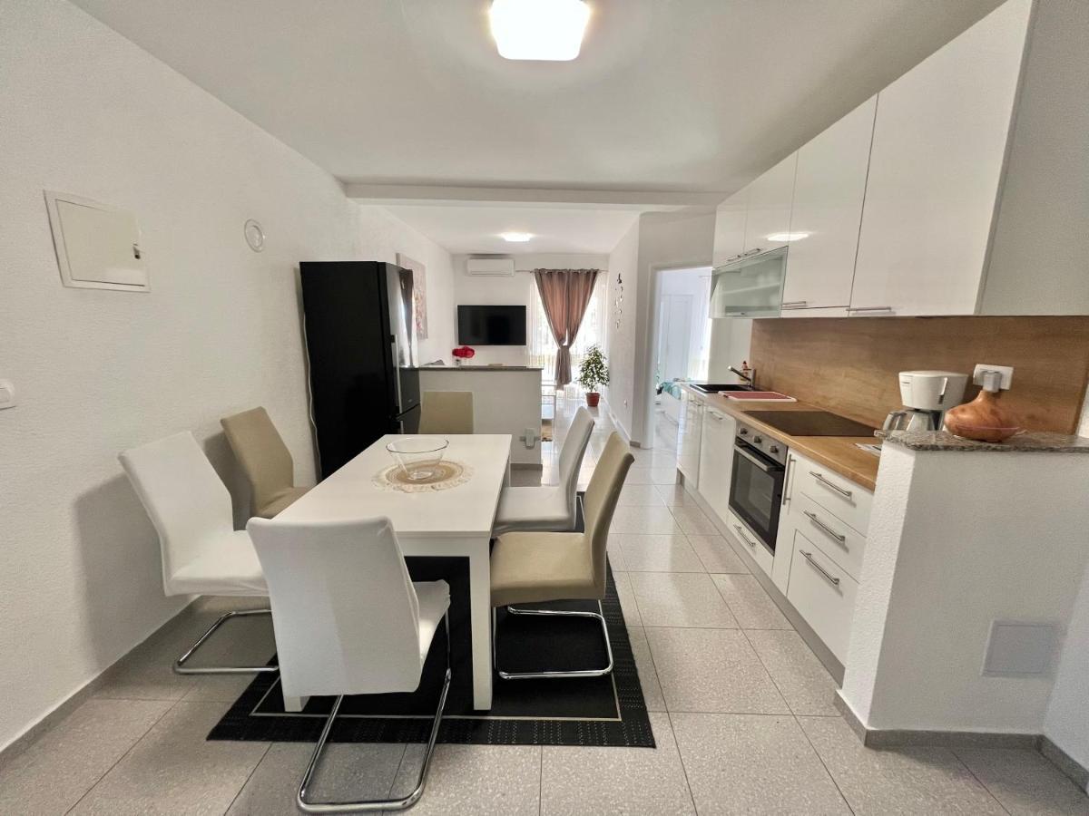 Apartmani Ana Dramalj Luaran gambar